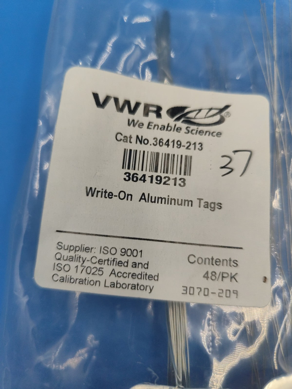 vwr aluminum write on tag 37 PCs