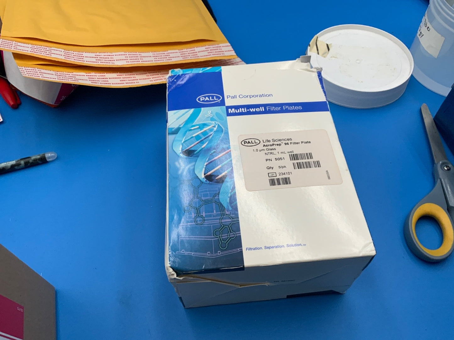 PALL AcroPrep 96 Filter Microplate 96 Well 1ml 1.0 um Filter Plate Open Box 3