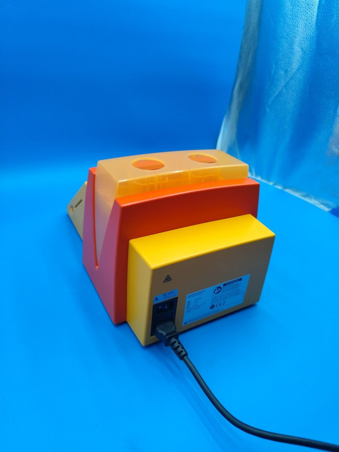 Miltenyi Biotec gentleMACS Dissociator 130-093-235