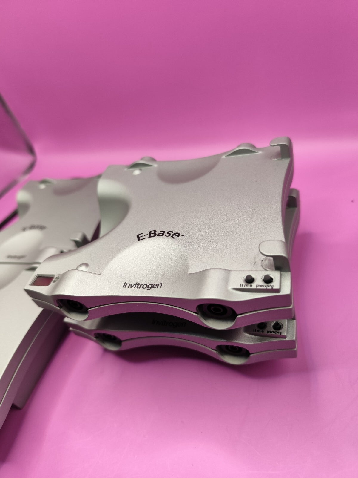 Invitrogen E-Gel Mother & Daughter E-Base Electrophoresis Unit ebase