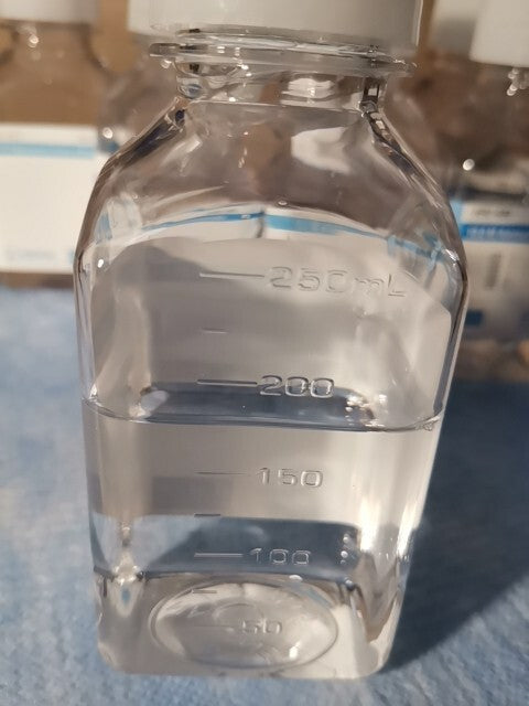 HR2-543 3.0 M Sodium acetate trihydrate pH 7.0