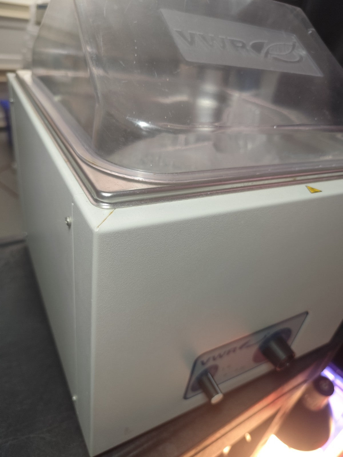 VWR 12 L Waterbath Water Bath With Metal Beads Bead Bath  89032-202 Warranty 