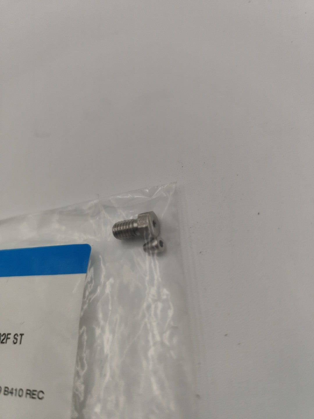 agilent Technologies 5067-6845 fitting adapter coned