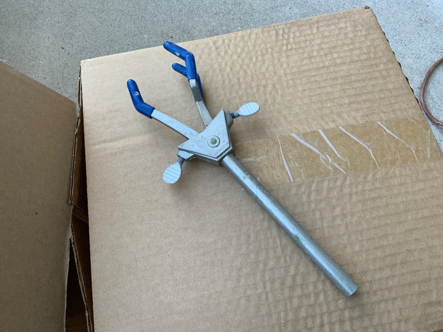 laboratory clamp or ring for column flask etc