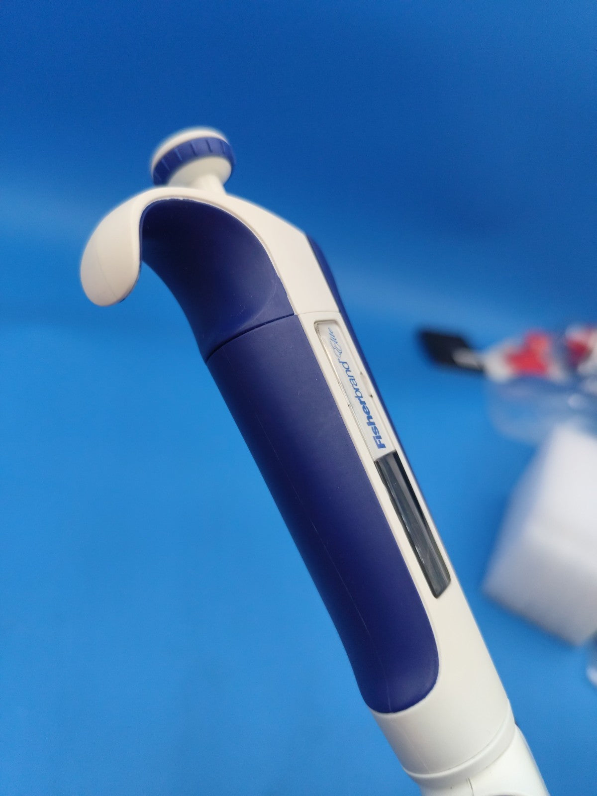 Fisherbrand Elite 12 Channel Multichannel Pipette 30-300 ul