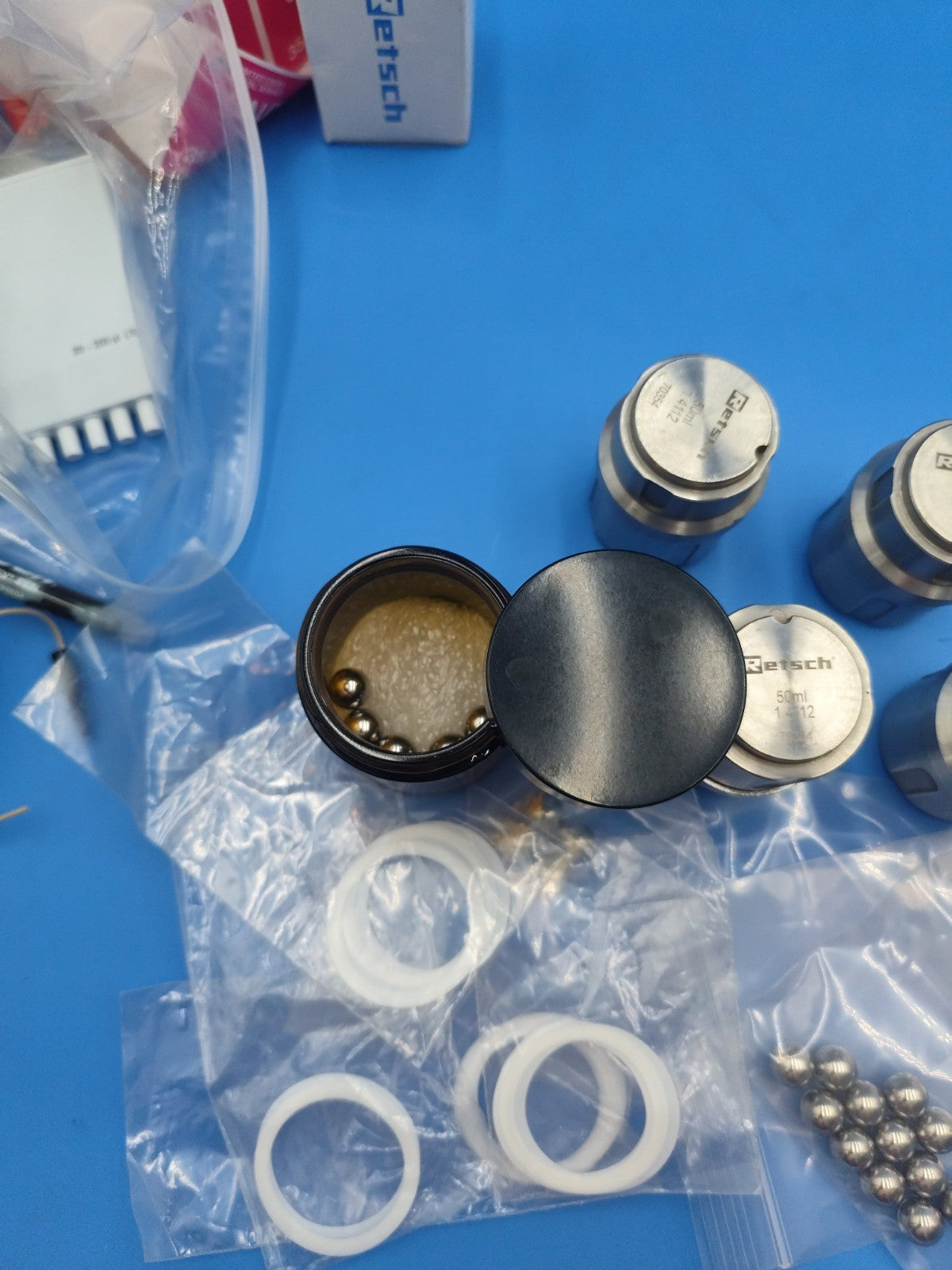 Retsch 50ml 70354 grinding jar 1.4112 With Seal And Grinding Balls