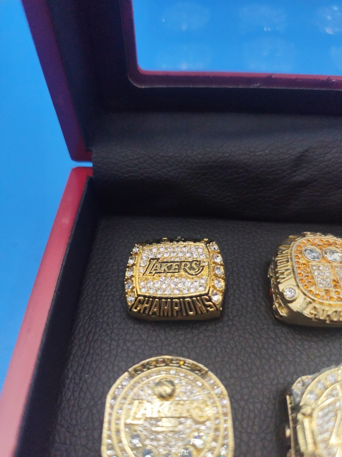 Six-piece set: NBA Los Angeles Lakers championship rings Kobe Bryant retirement 