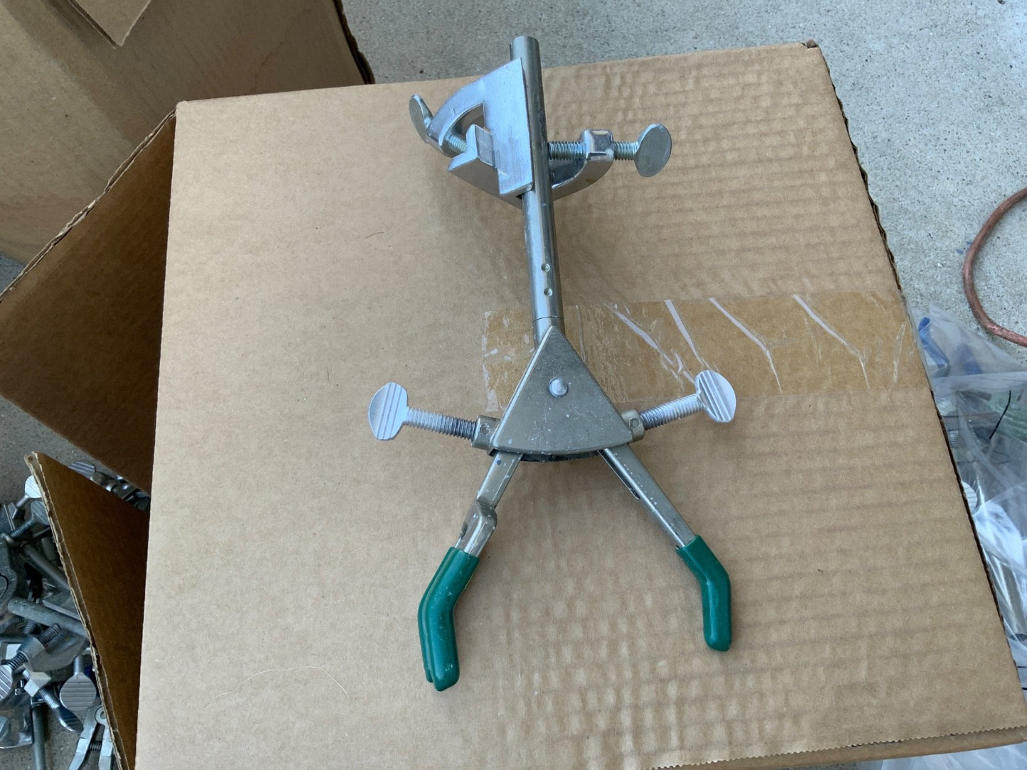 laboratory clamp or ring for column flask etc