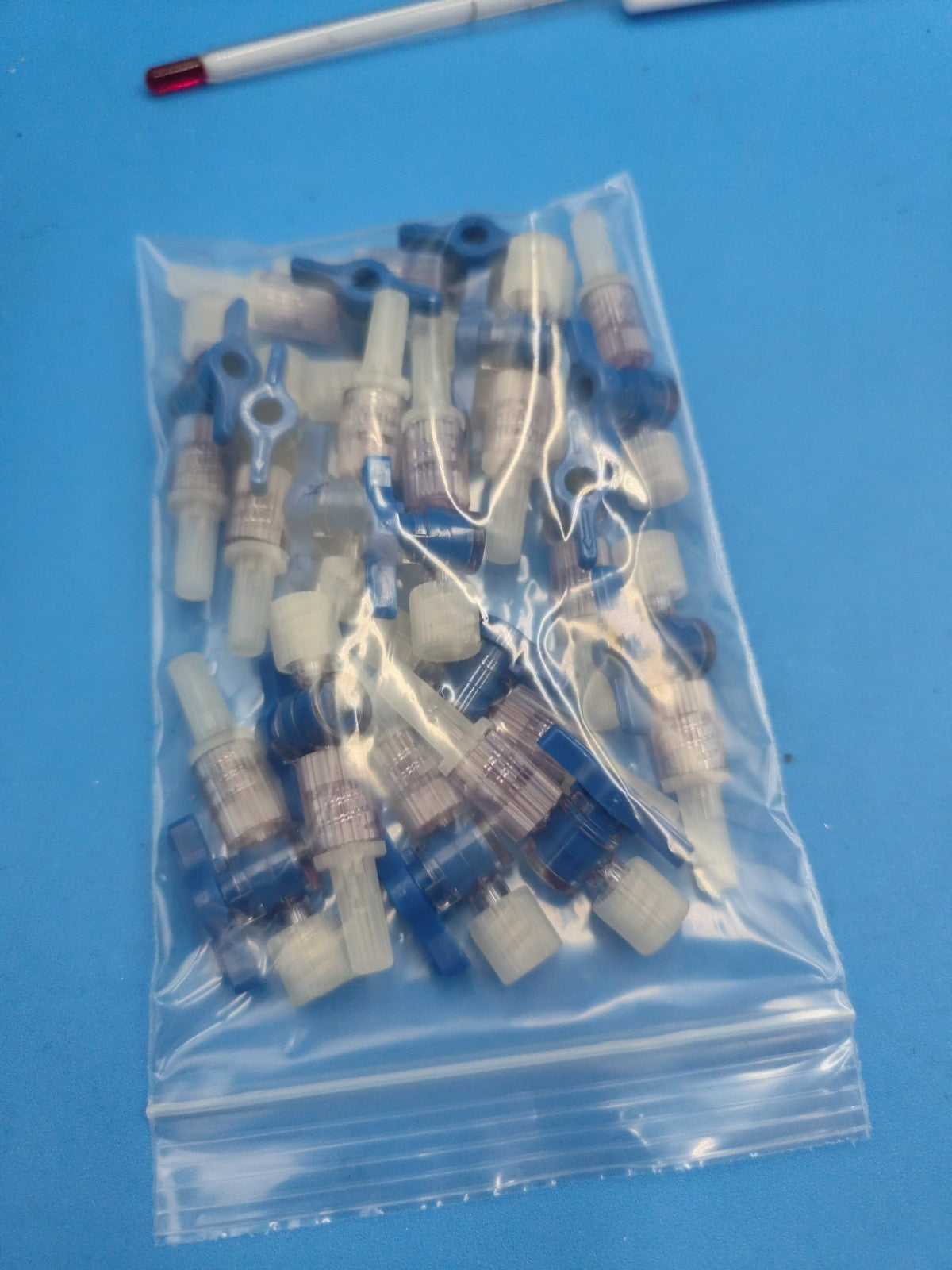 Two Way Column Stockcock About 18 Pieces 