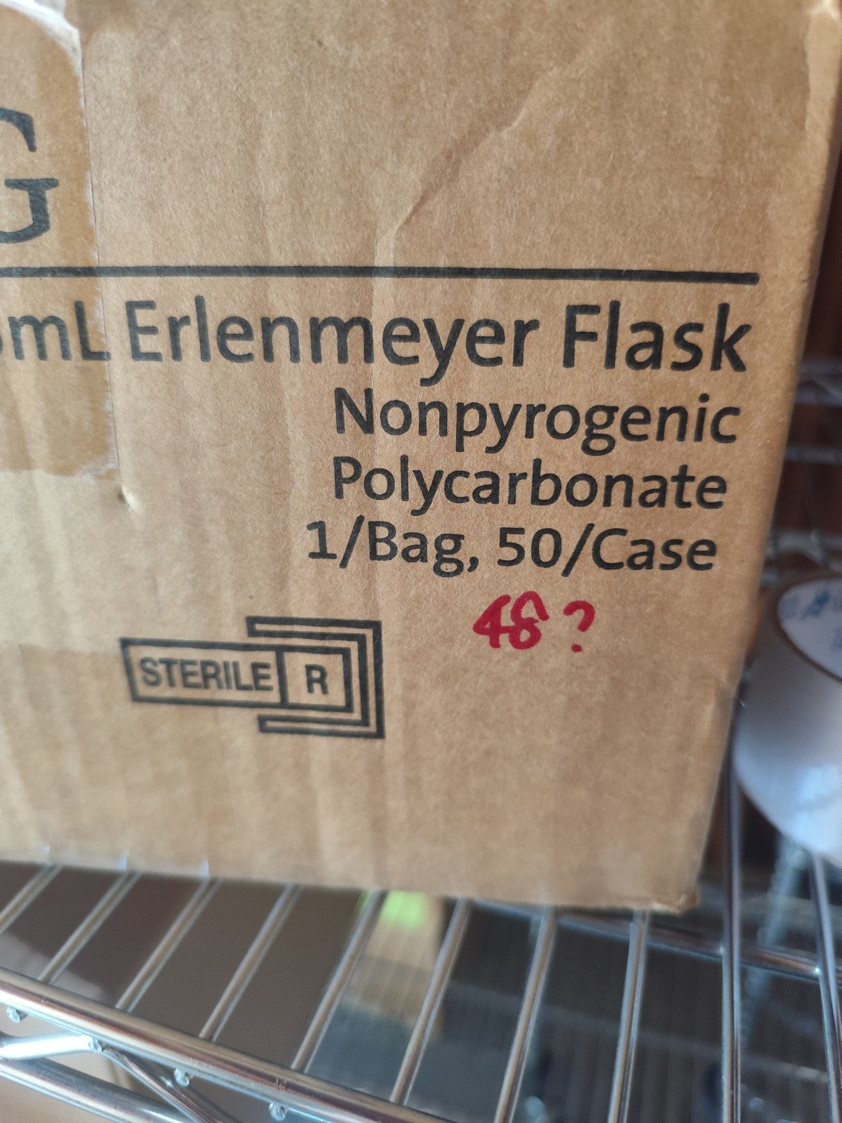 Corning 125mL Erlenmeyer Flask Nonpyrogenic Polycarbonate 48/Case 432243 Ventcap