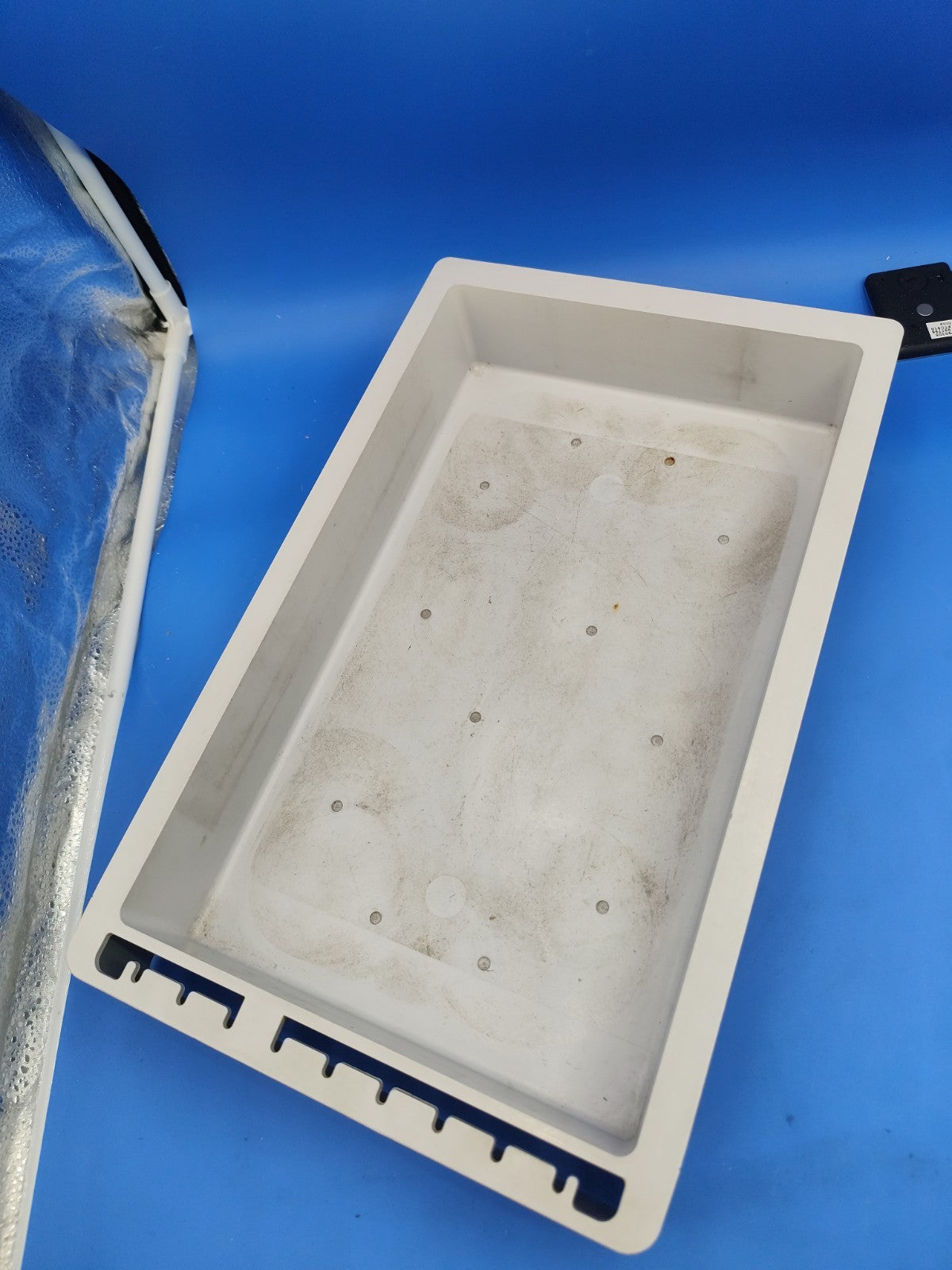 228-45041-91 Shimatzu Solvent Tray