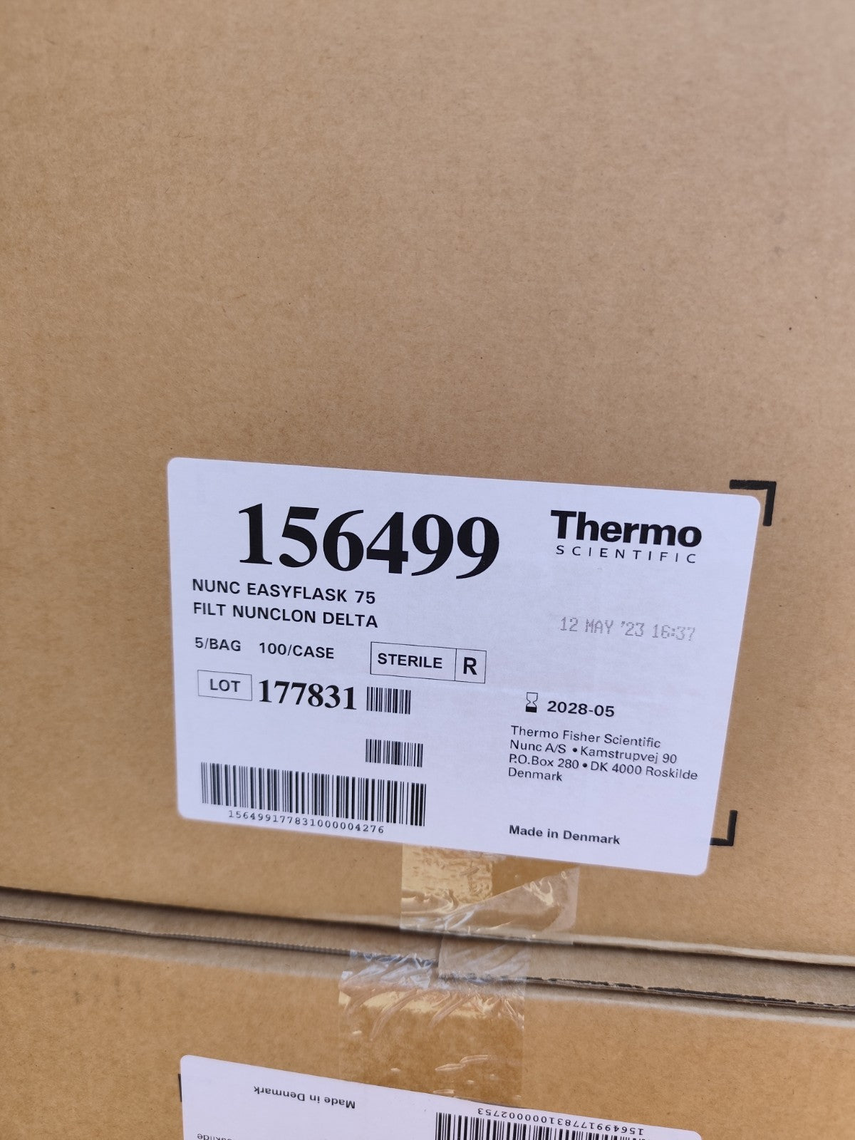 Thermo Scientific Nunc EasYFlask Cell Culture Flasks 156499 Case 100 Expi 2028