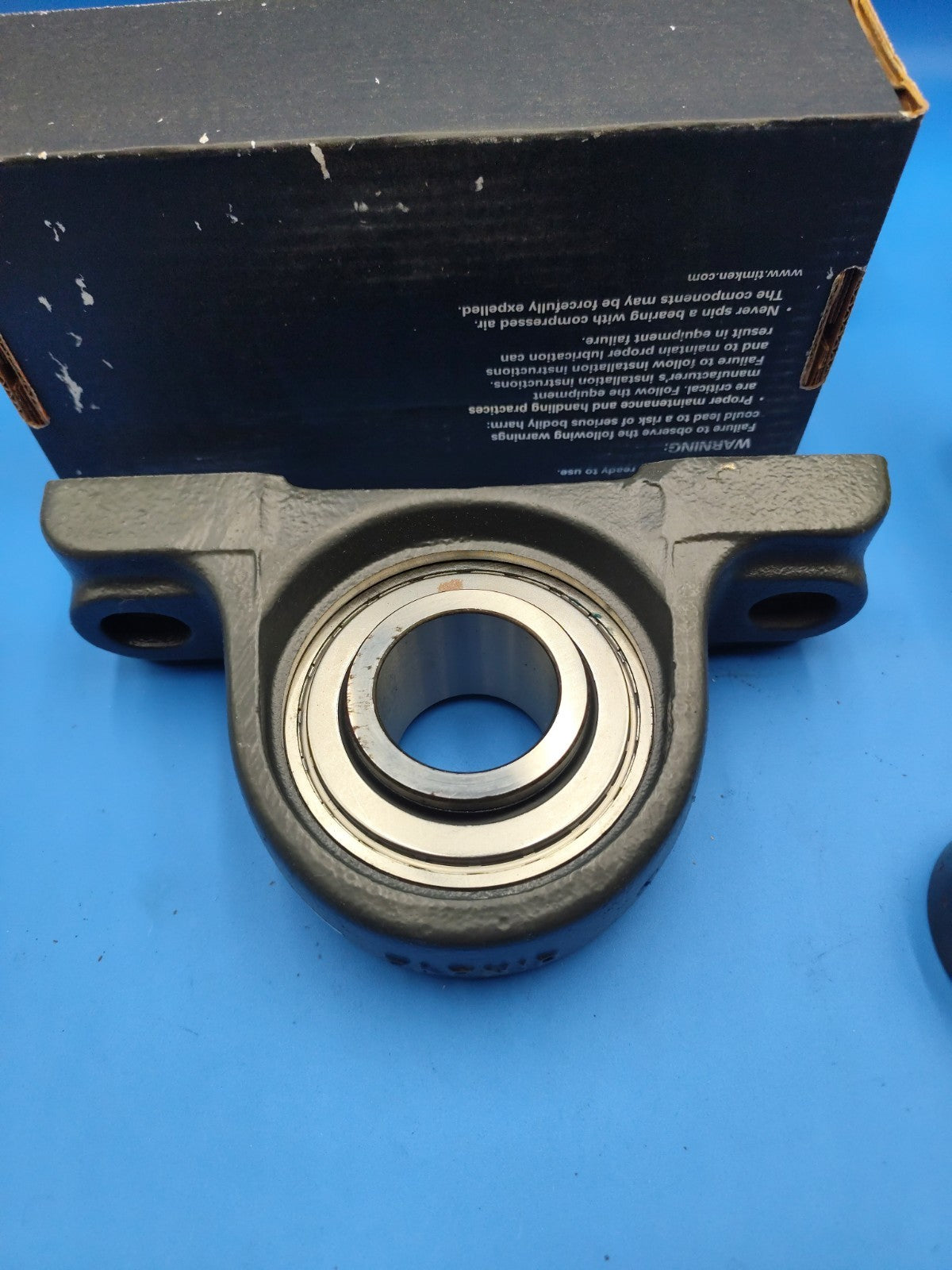GN203KRRB bearing insert with Fafnir RAO2 3/16 housing base