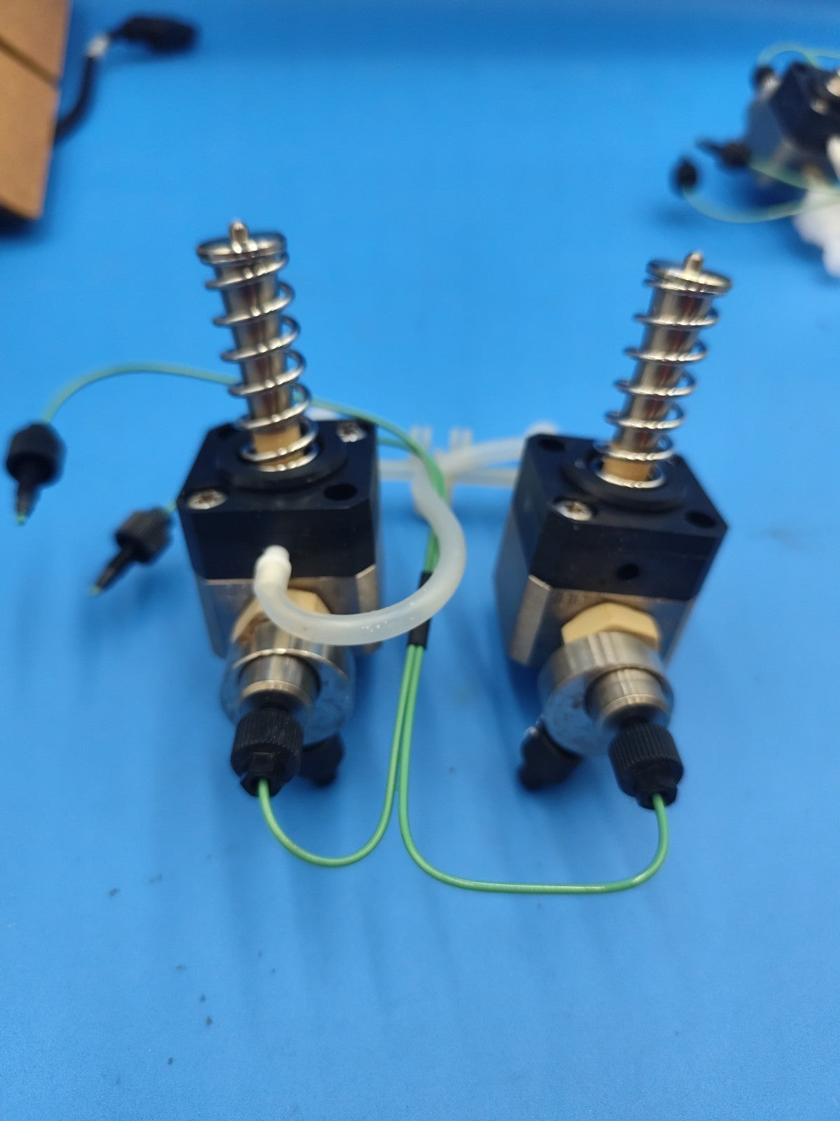 akta pump head assembly