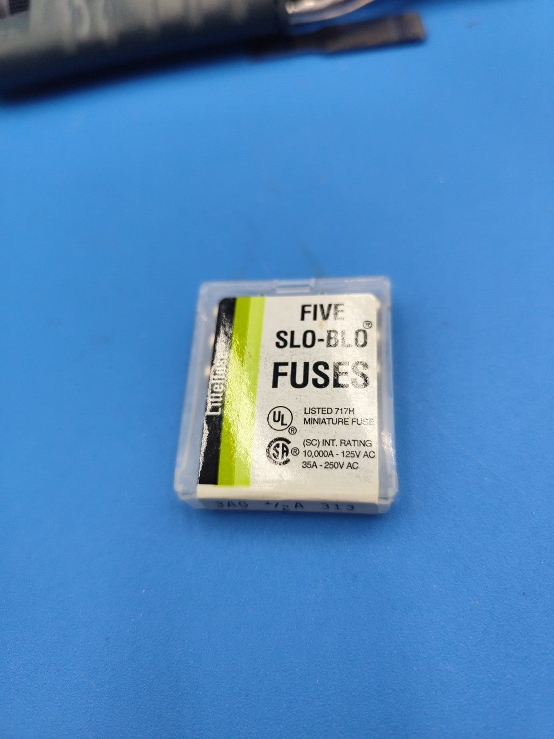slo-blo  fuses 3ag 1/2 A 313 Open Box Of 3