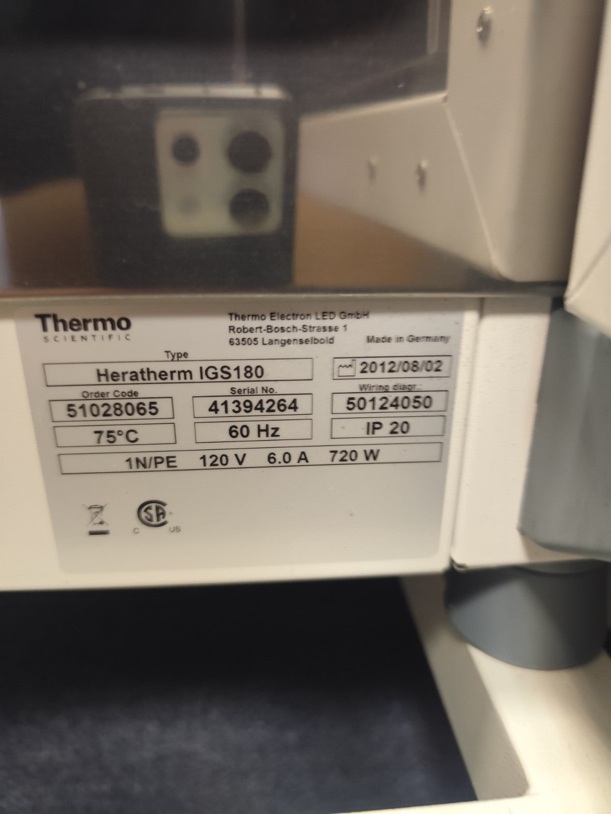 Thermo Scientific Heratherm Incubator
