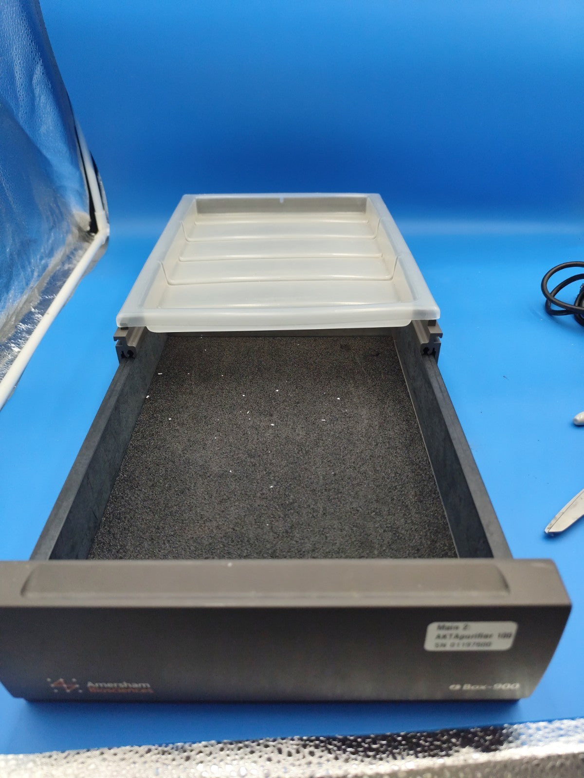 akta box-900