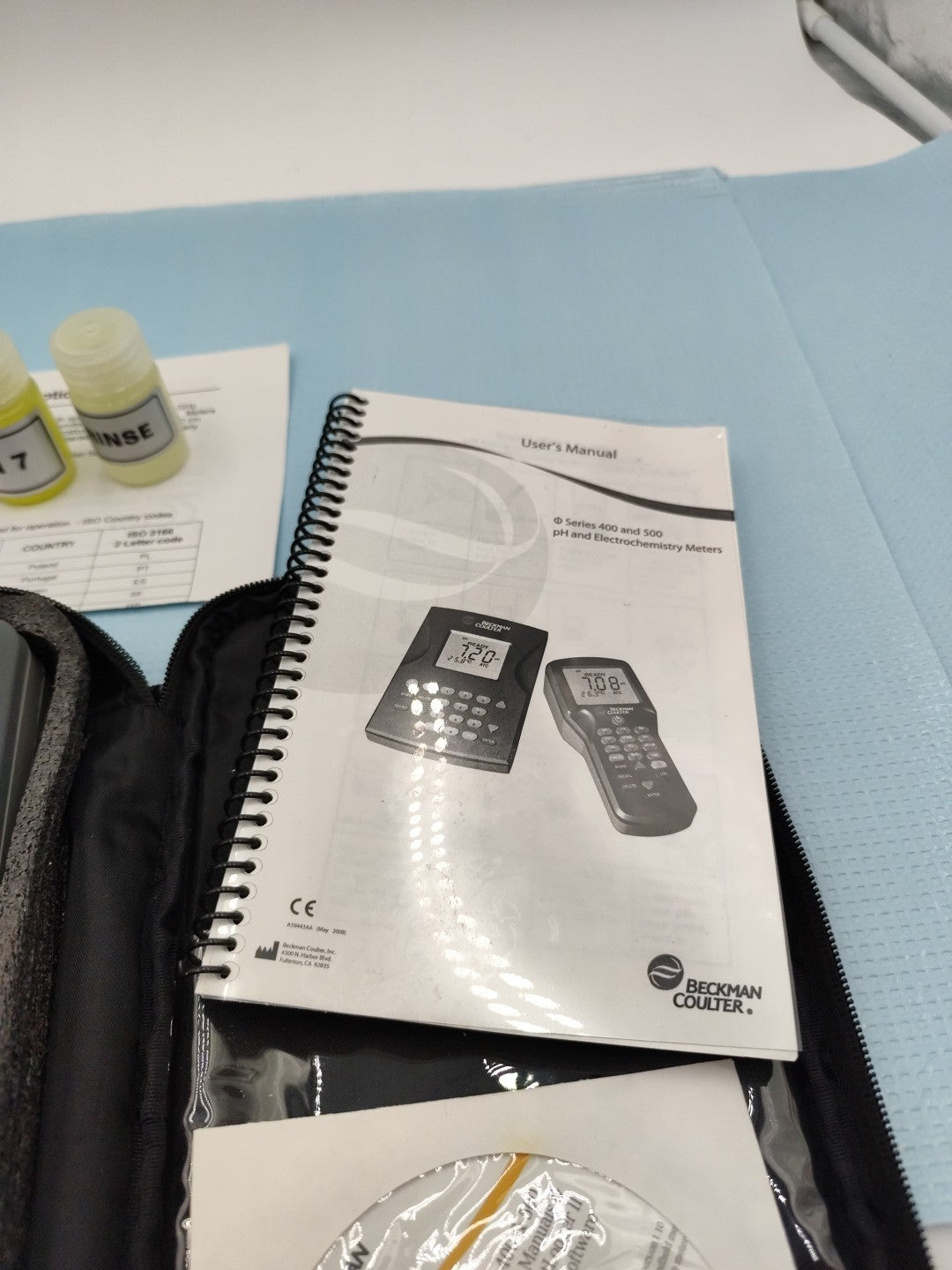 Beckman Coulter PHI410 pH Meter With Solution And Case