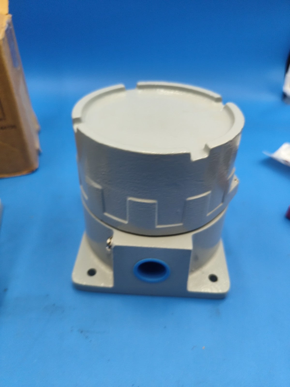 nVent Raychem HAK-JB3-100 Explosion-Proof Corrosion-Resistant Junction Box