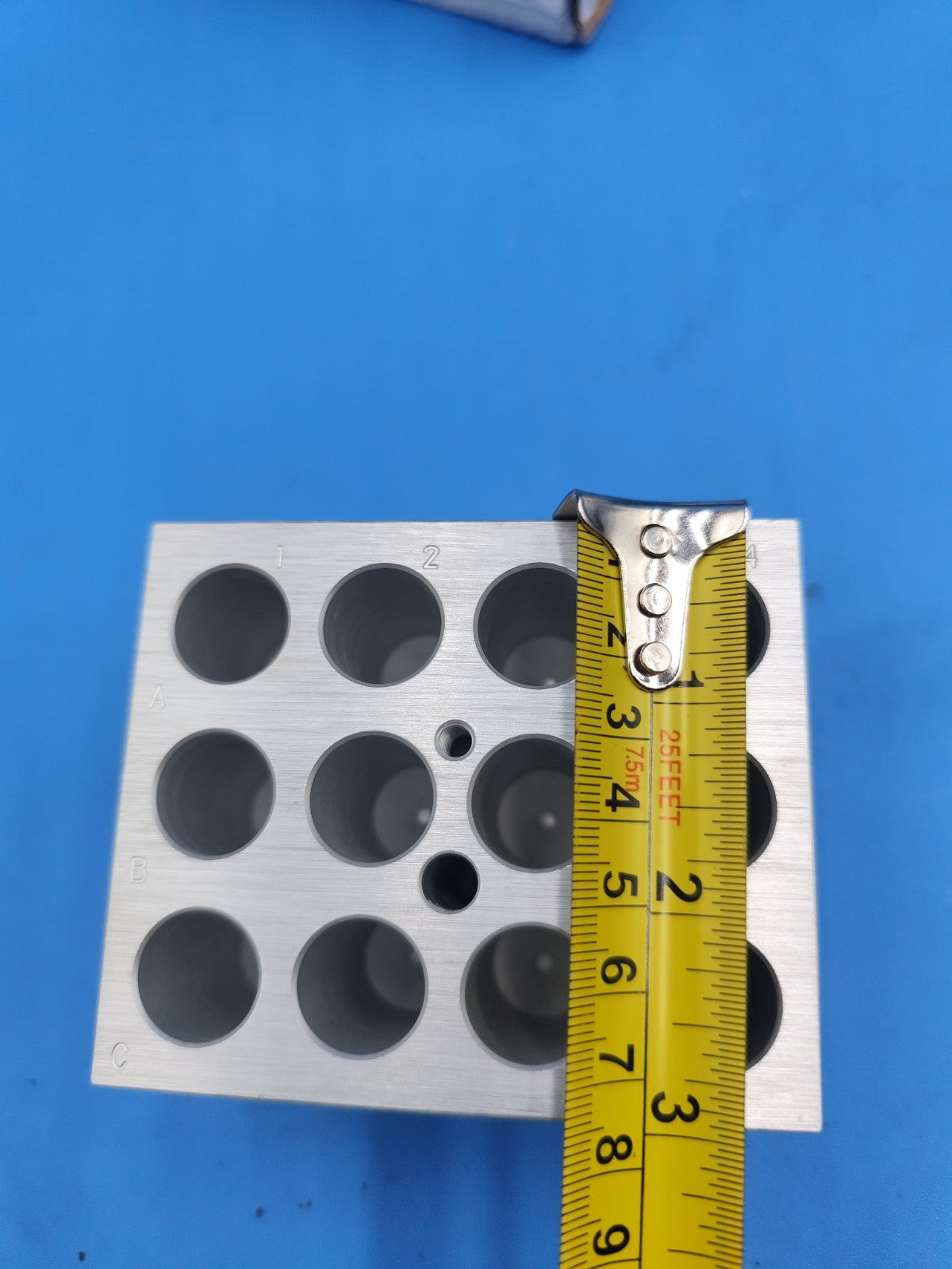 labnet D-1116 metal block for 16mm tubes Bioexpress For Drybath Heat block Cool