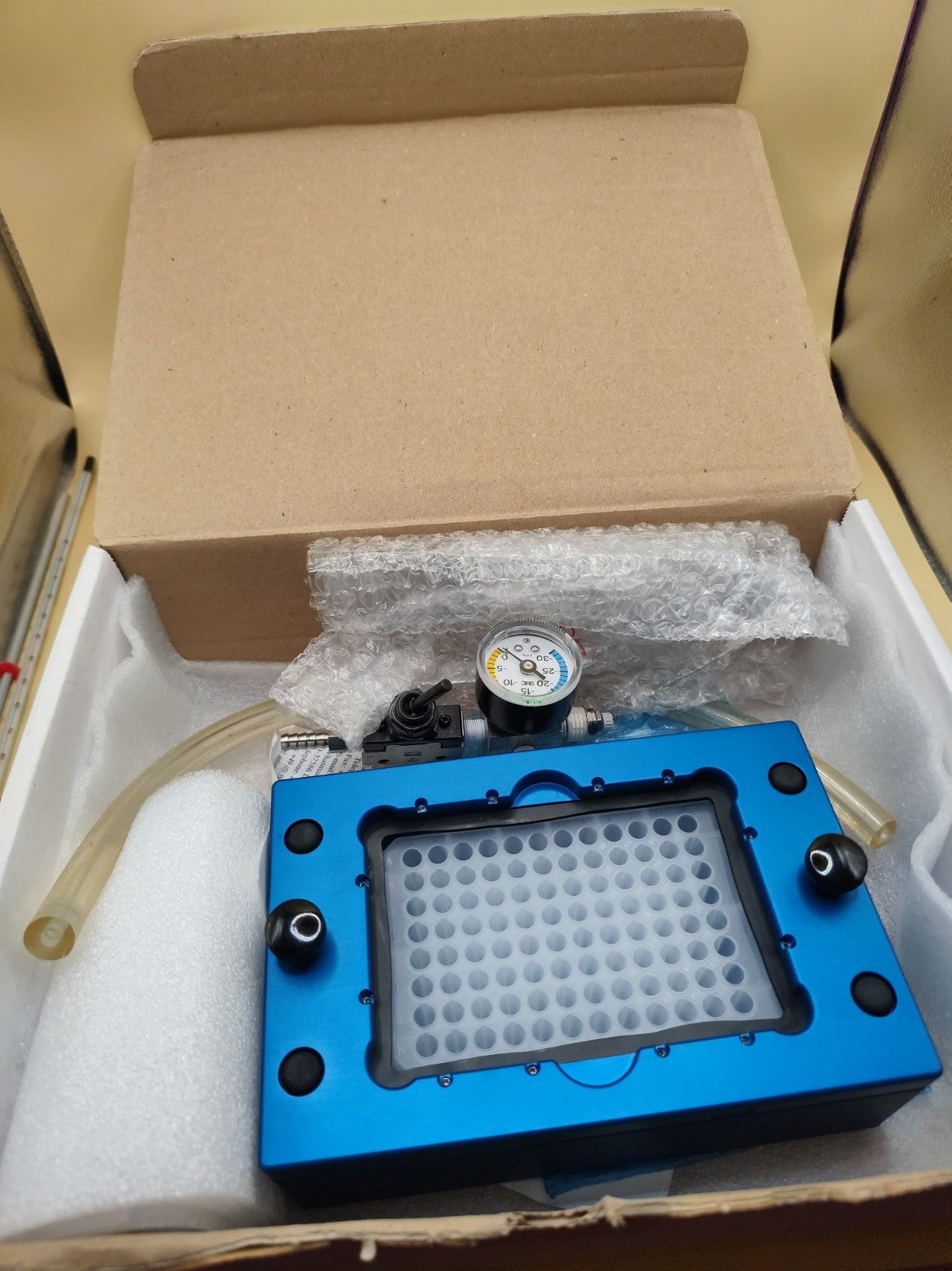 New Whatman Univac Filtration Collection Vacuum Manifold Microplates 7705-0102