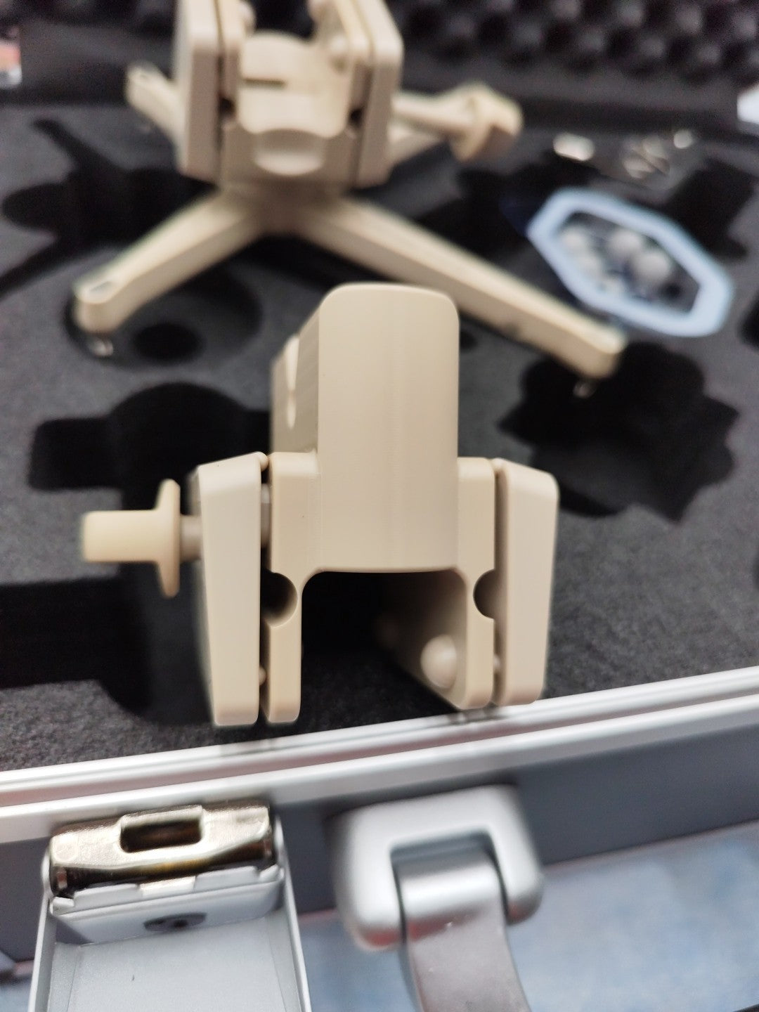 Brainlab Case Accessories And Keys Drapelink 