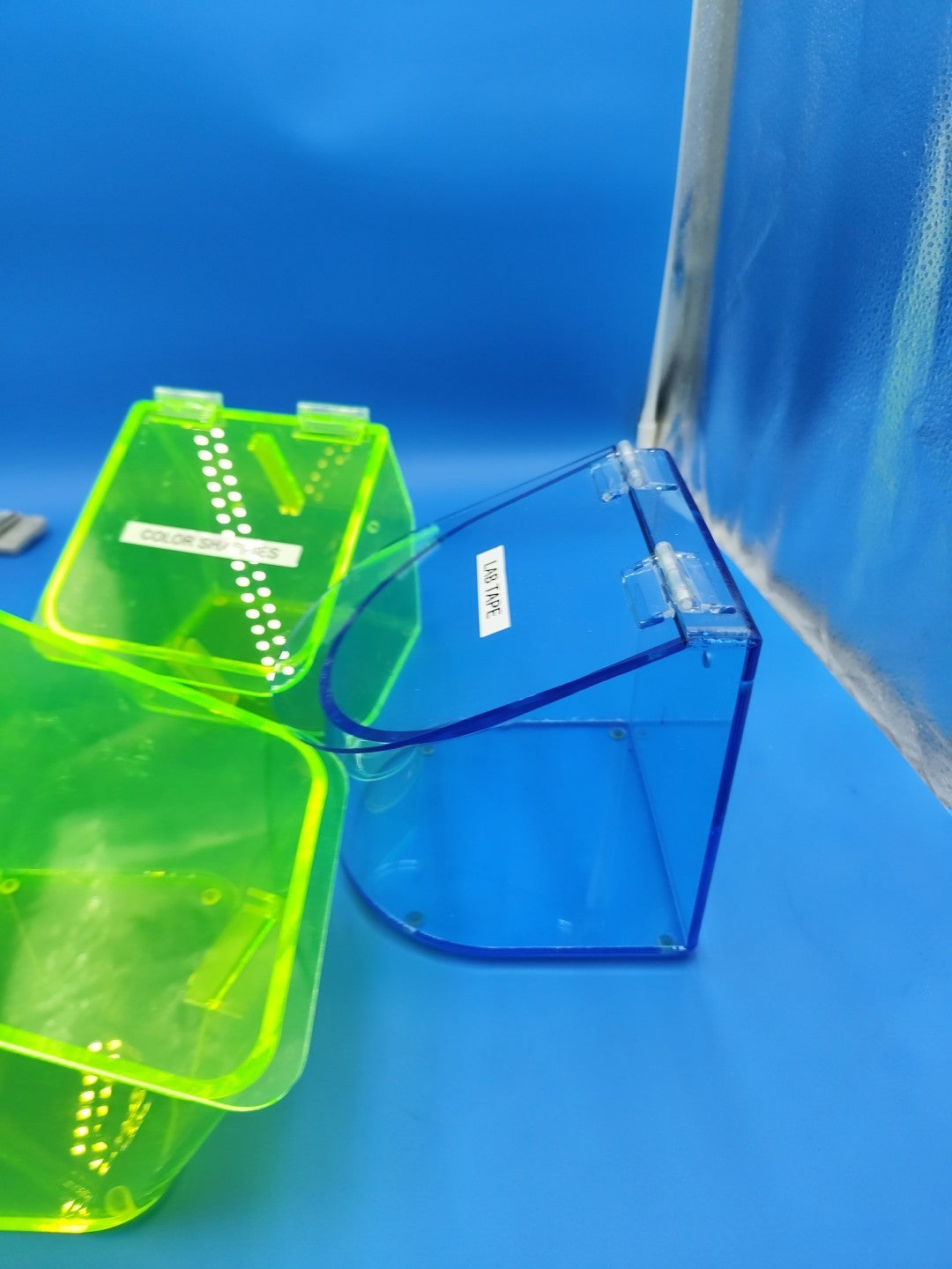 Acrylic Benchtop Dispensing Bin Green Or Purple