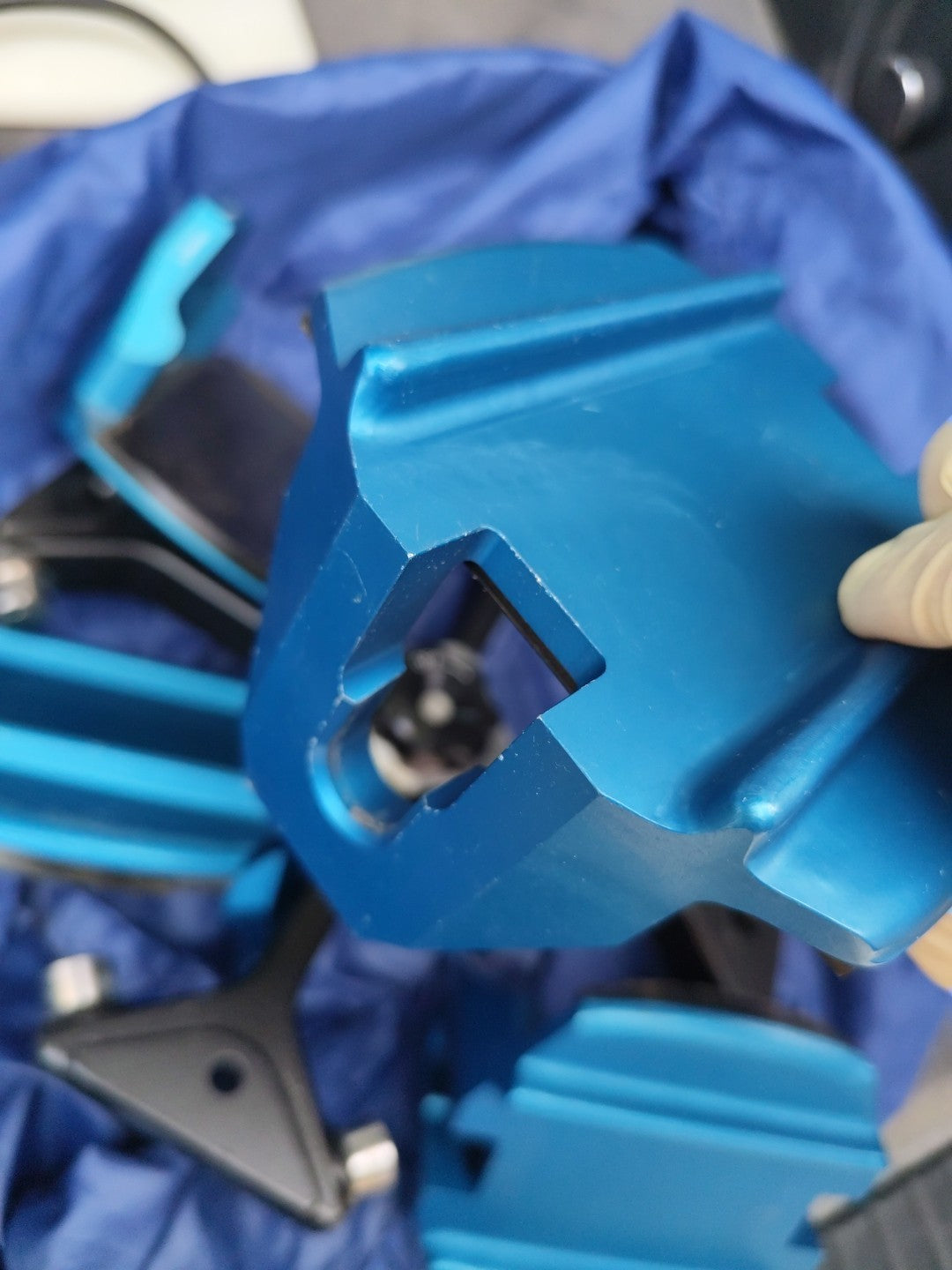 Sorvall Rotor And Four 11779 Swing Buckets For Plates