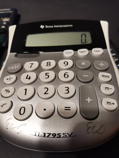 Lot Of 6 Solar Powered Calculator Used Or 5 Texas Instr, OR 4 casio Calculators 