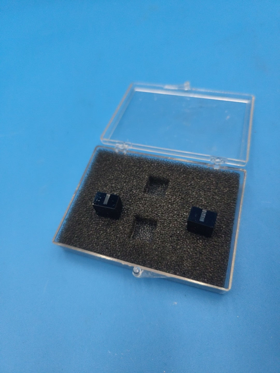 Small Volume Cuvette Pair Of 2 In Box .