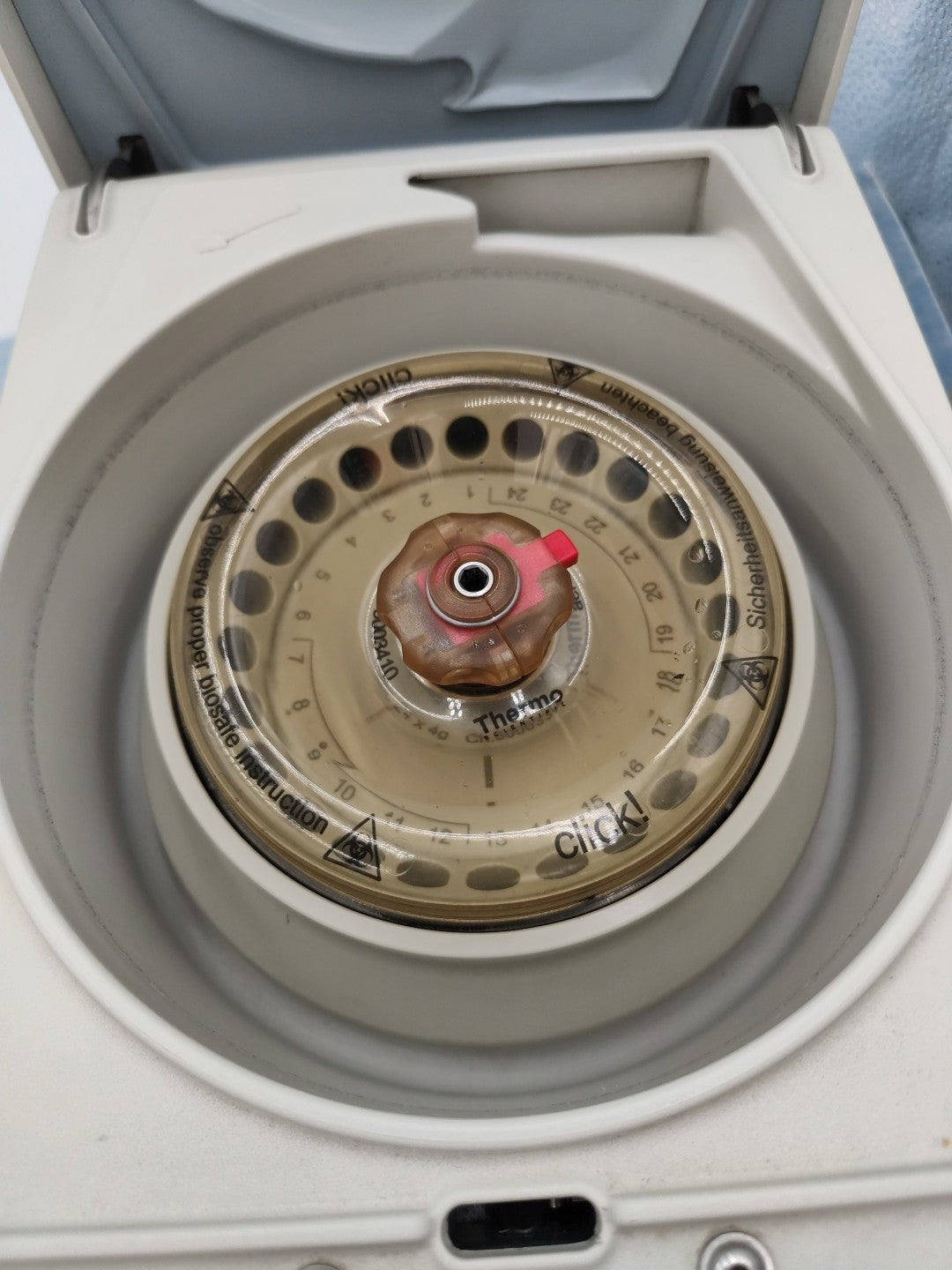 Thermo Pico 17 Centrifuge w Rotor w Lid 17000g 13.3 k rpm Tested Guaranteed 
