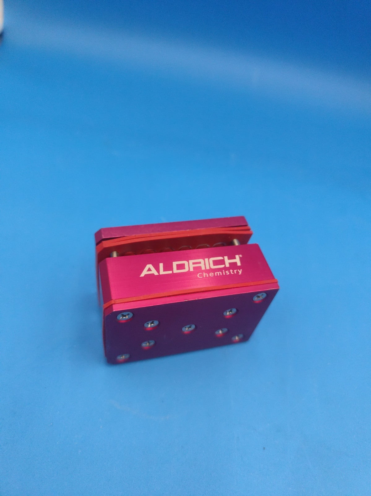 Aldrich Chemistry parallel synthesis reaction block