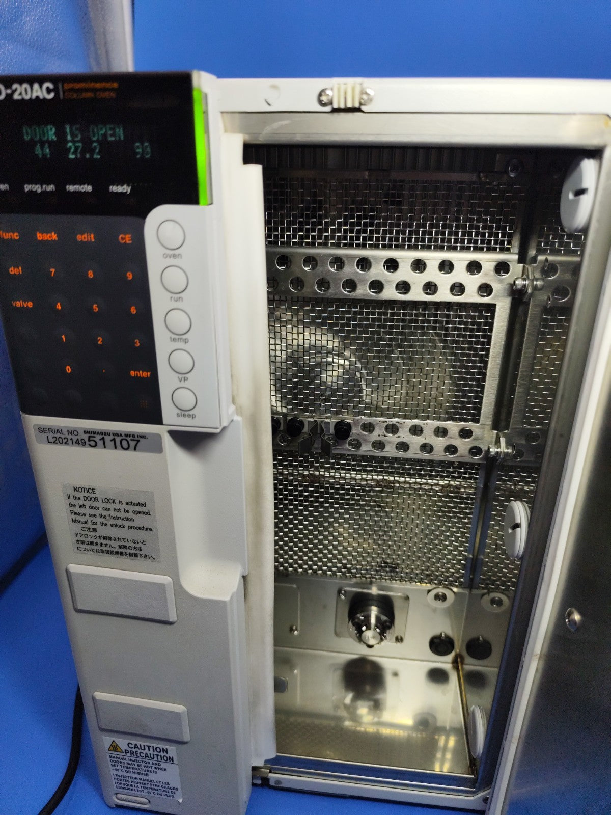 Shimadzu CTO-20AC Prominence Column Oven Door Is Open
