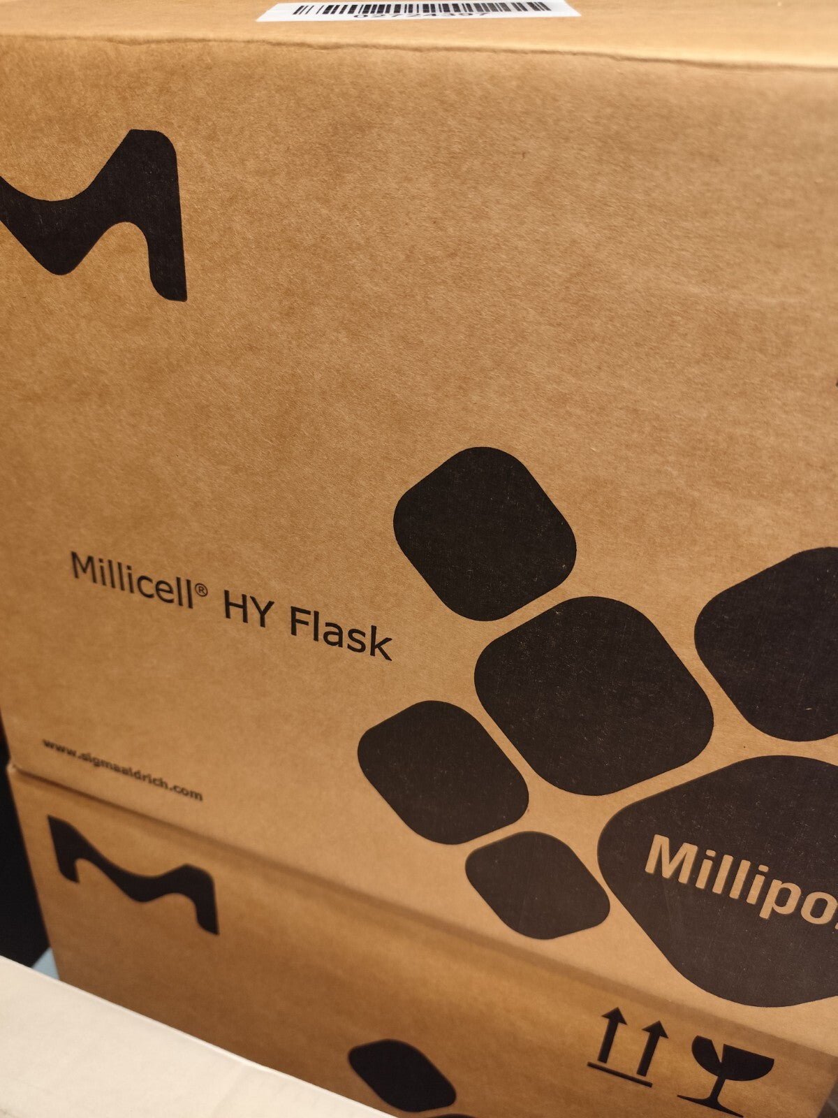 Millicell HY Multilayer Cell Culture Flask T-600 Sterile Vent Cap New Case 3D