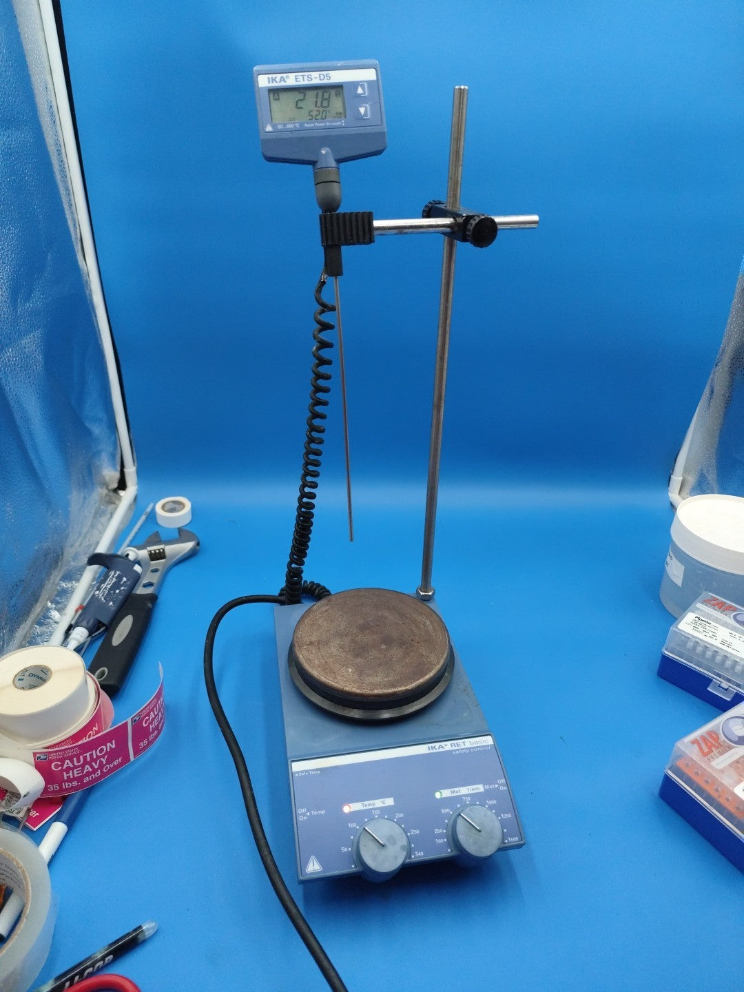 ika RET basic heating Magnetic stirrer with sensor With Safety Control w. Stand