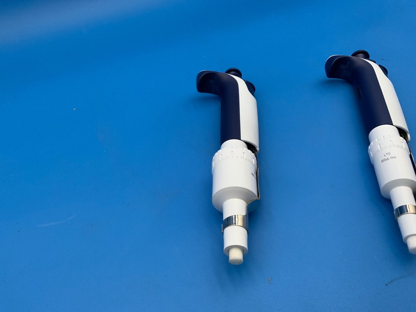 Rainin XLS LTS pipette L2 L10 L20 L100 L200 L1000 5000 10ml  Stand Warranty