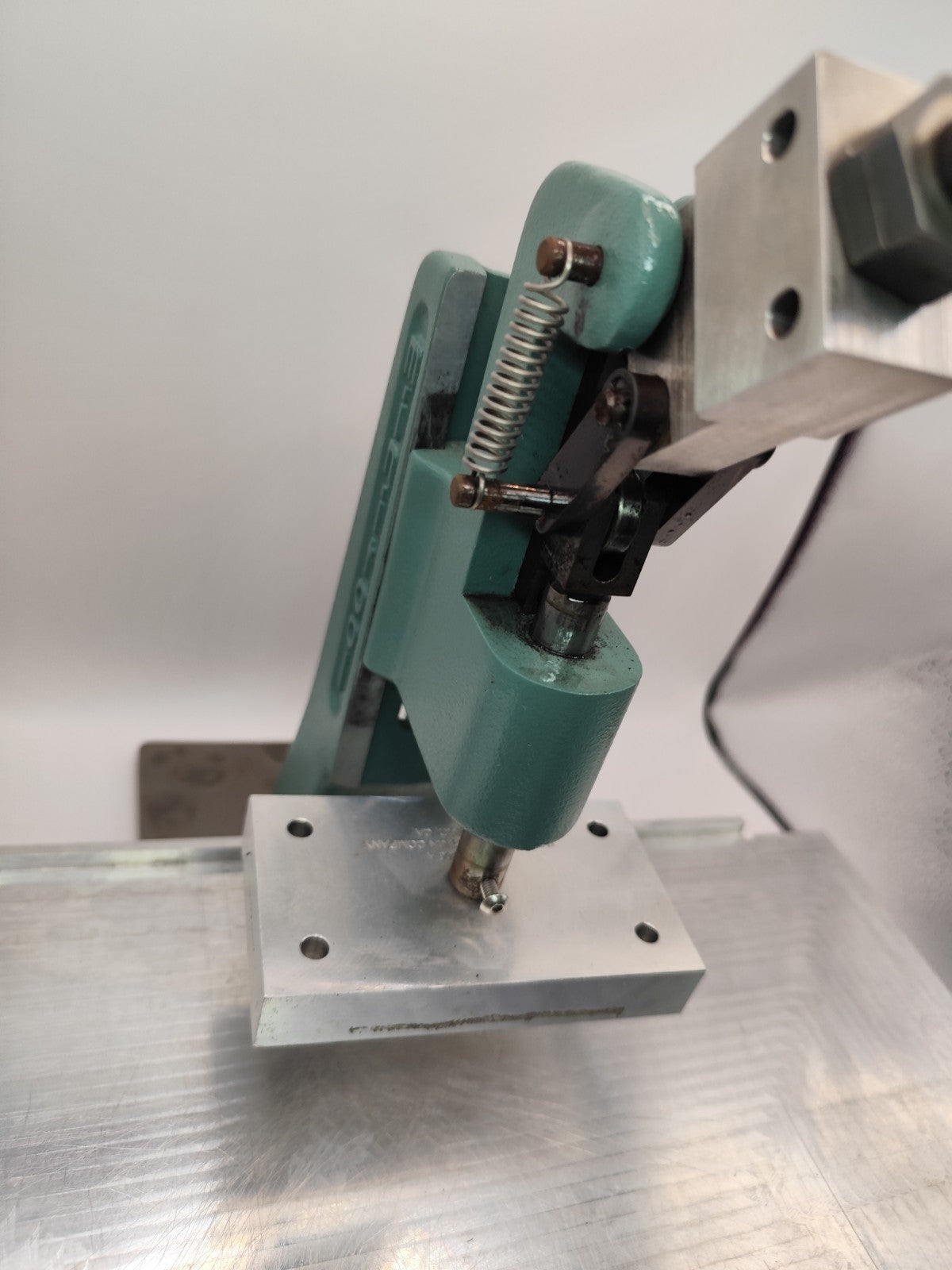 MiniTool Manual Press