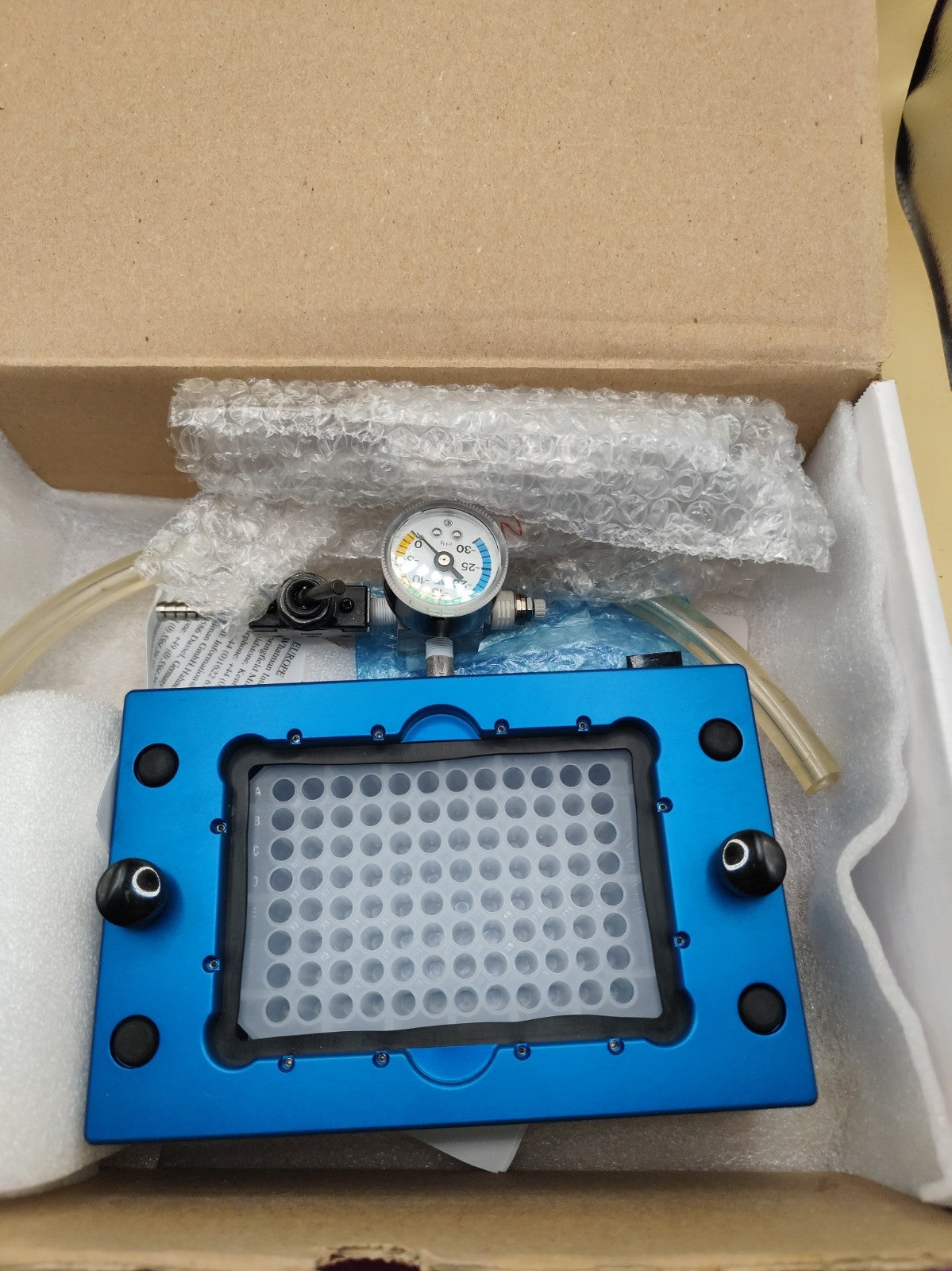 New Whatman Univac Filtration Collection Vacuum Manifold Microplates 7705-0102