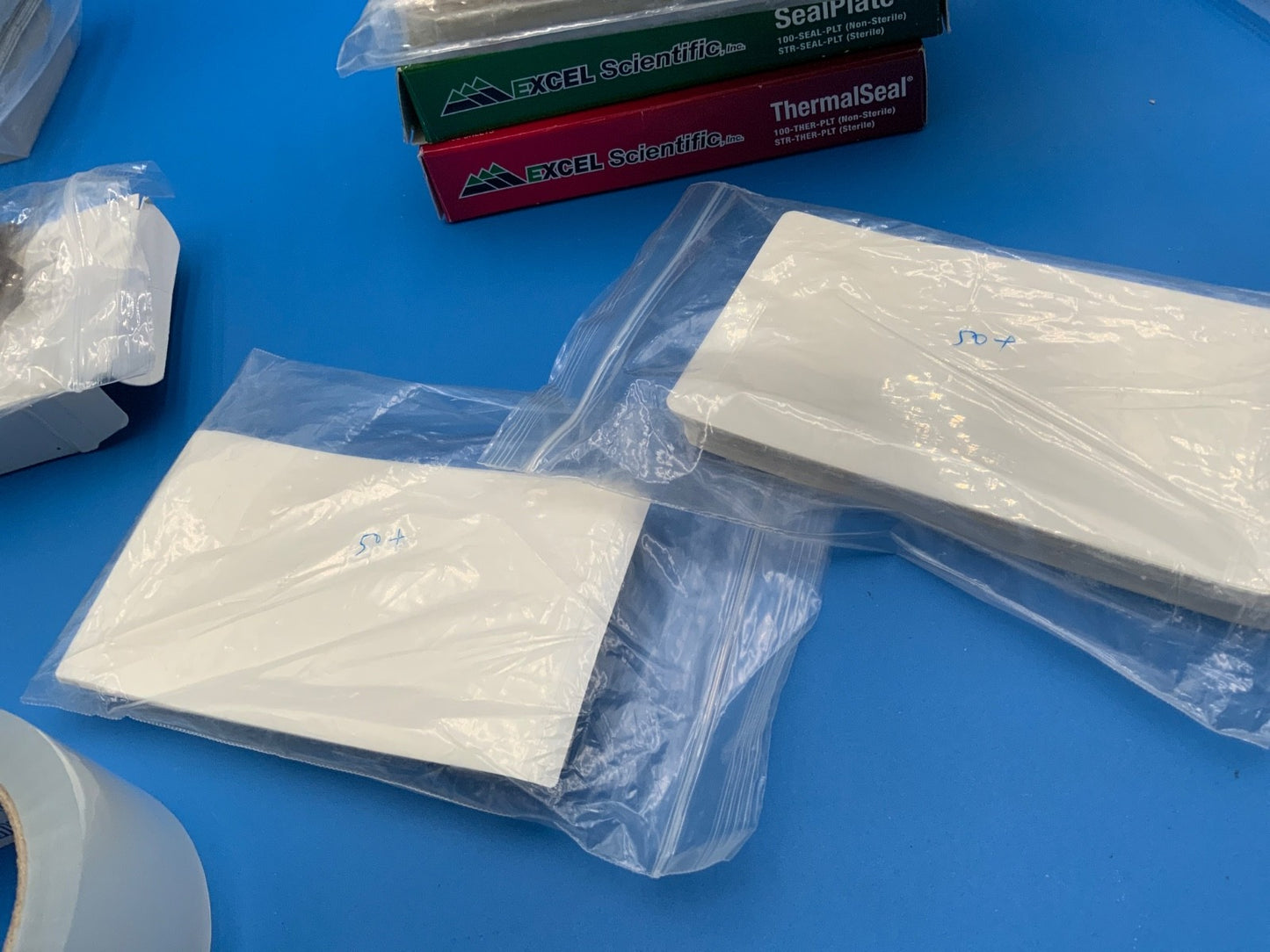 Laboratory Sealing film for 96 well plate Foil clear VWR Beckman PerkinElmer etc