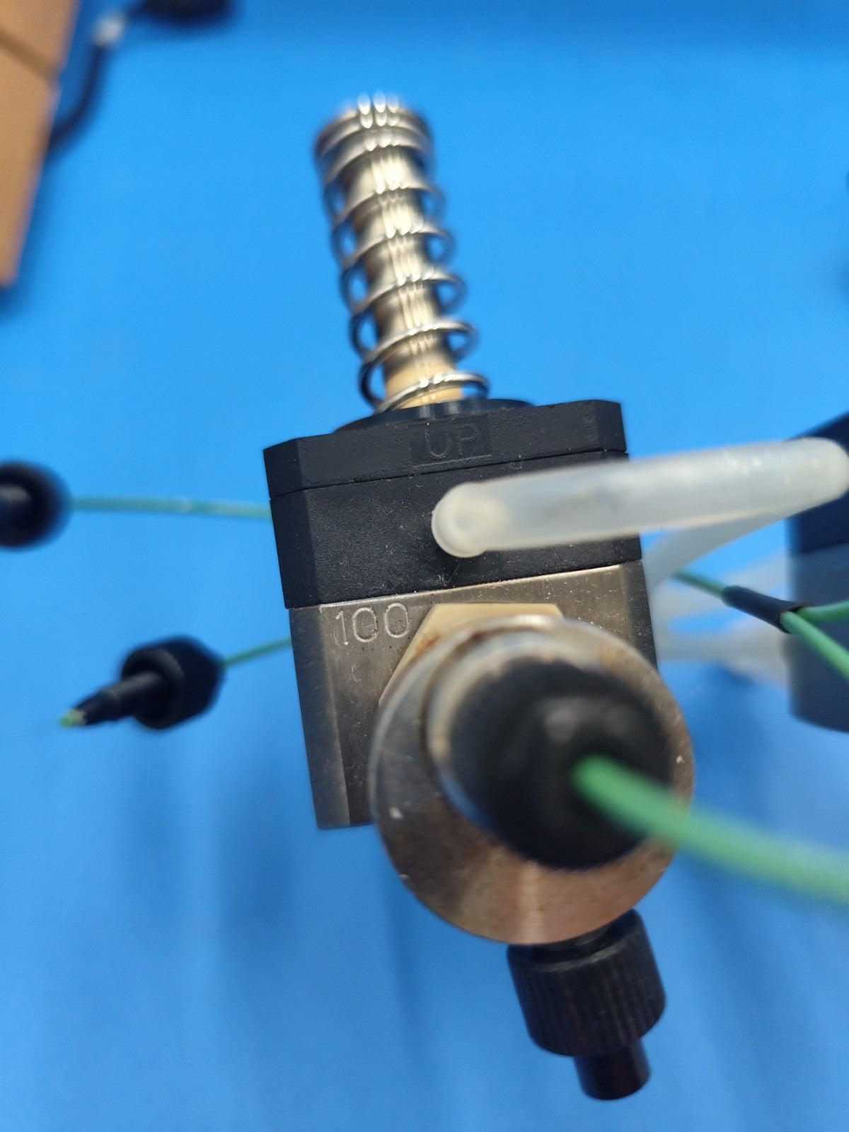 akta pump head assembly