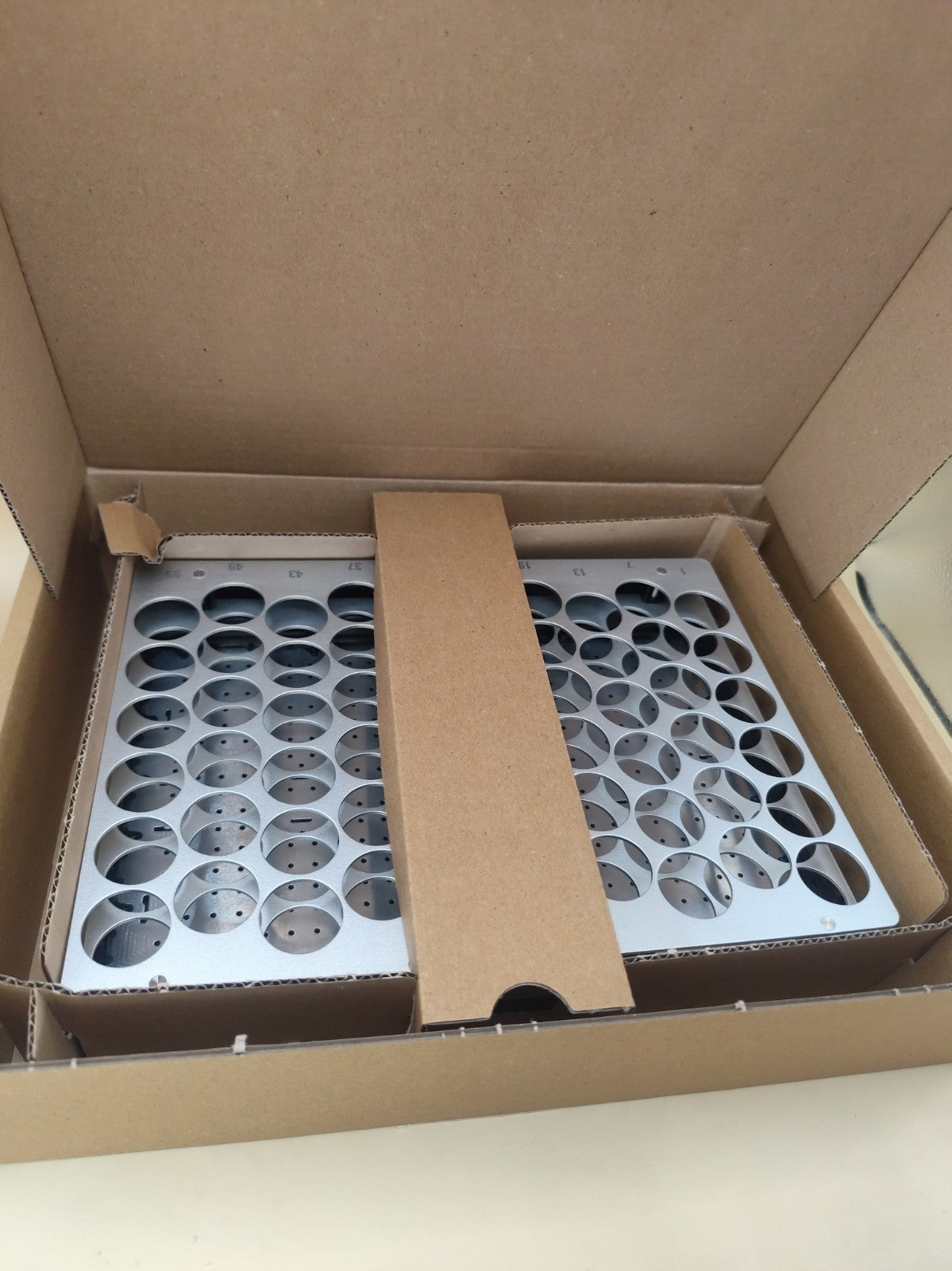 G1364-84544 Agilent Fraction Collector Tray for 60 test tubes 25mm OD
