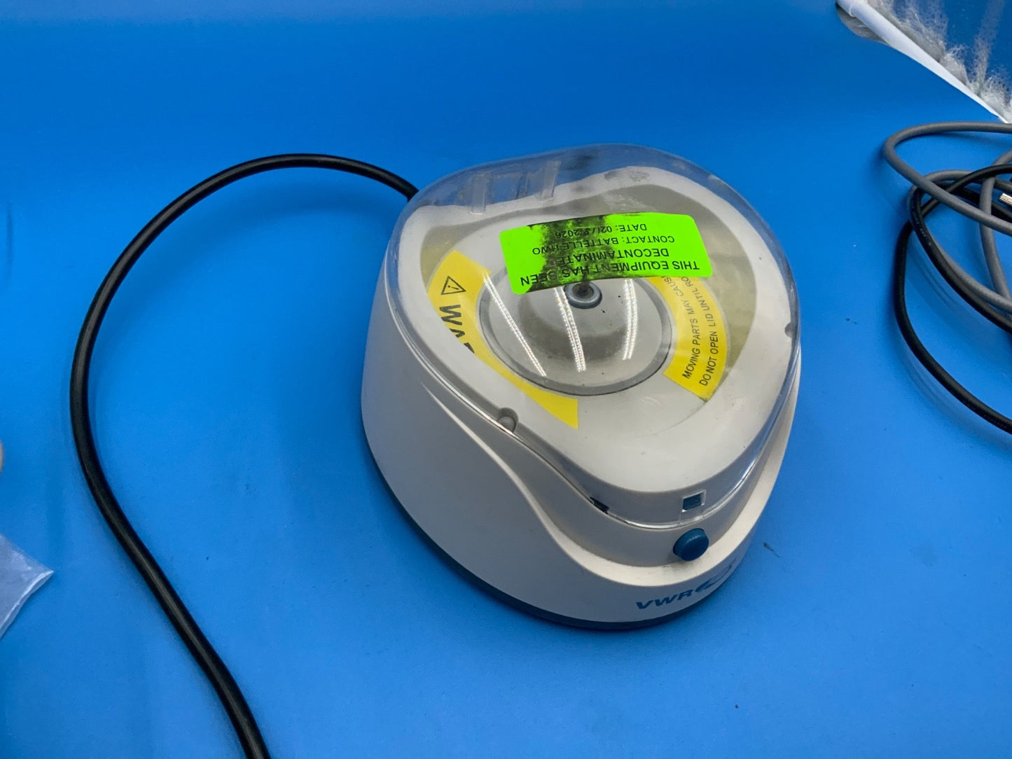 Mini Centrifuge for 1.5 ml 2ml or PCR tubes Thermo VWR Fisher Corning Mini Spin