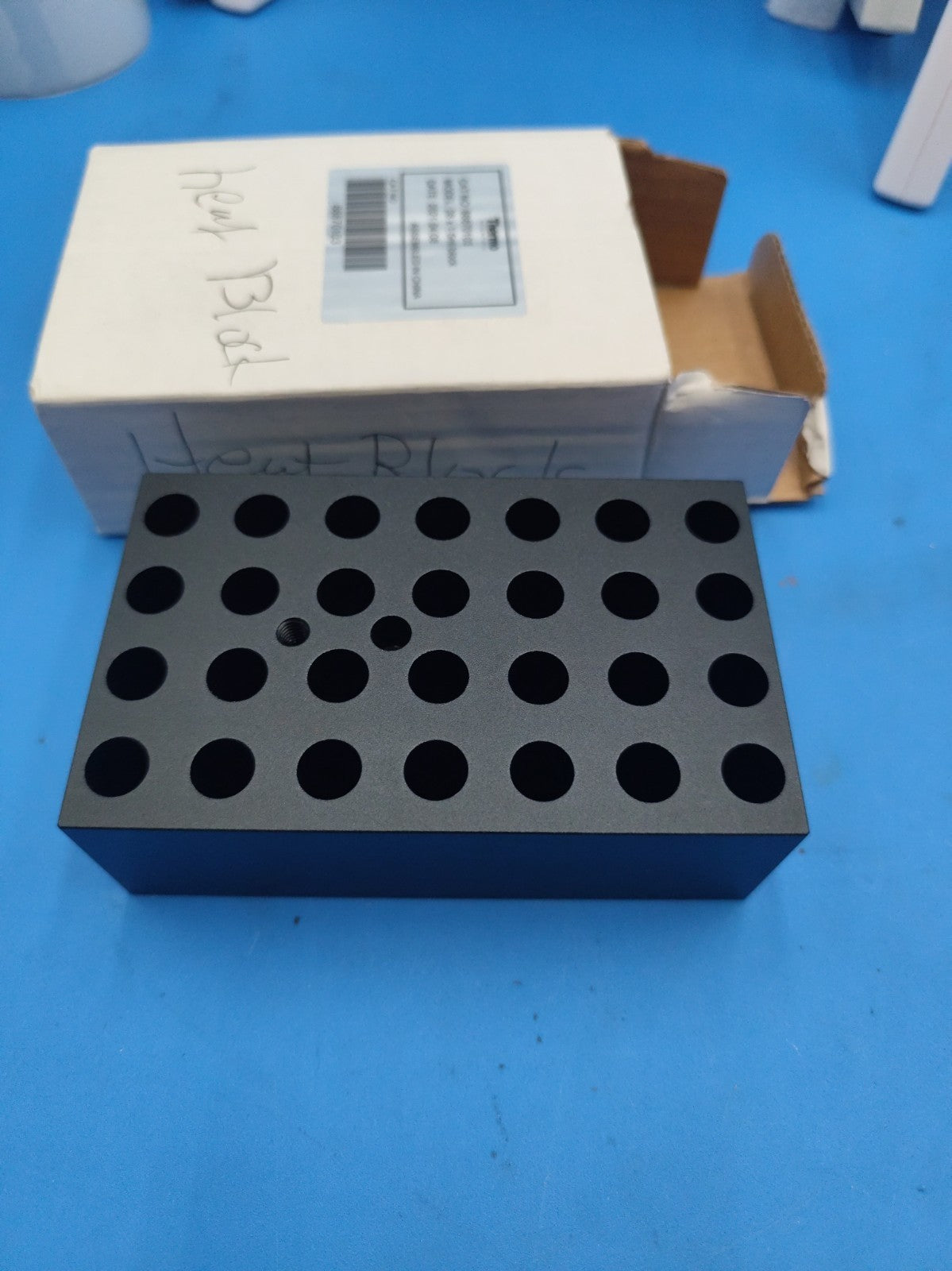 Thermo Scientific 88870113 Block 28 X 1.5ml  Block 76 x 124 x 39 mm