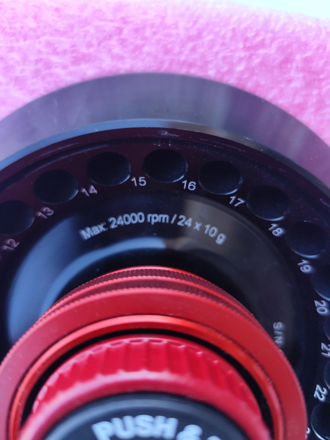 NuAire RU-RA24-2 Fixed-Angle Rotor Max Speed 24,000 rpm
