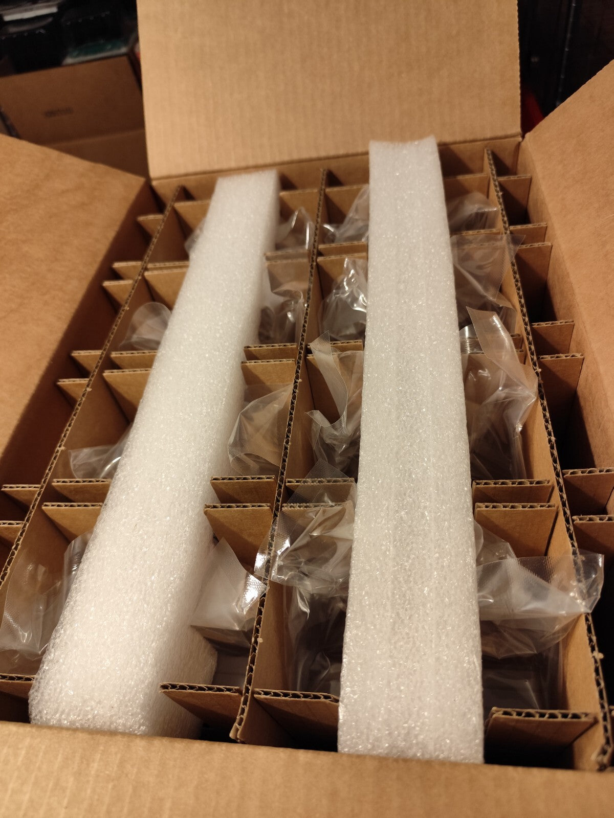 Millicell HY Multilayer Cell Culture Flask T-600 Sterile Vent Cap New Case 3D