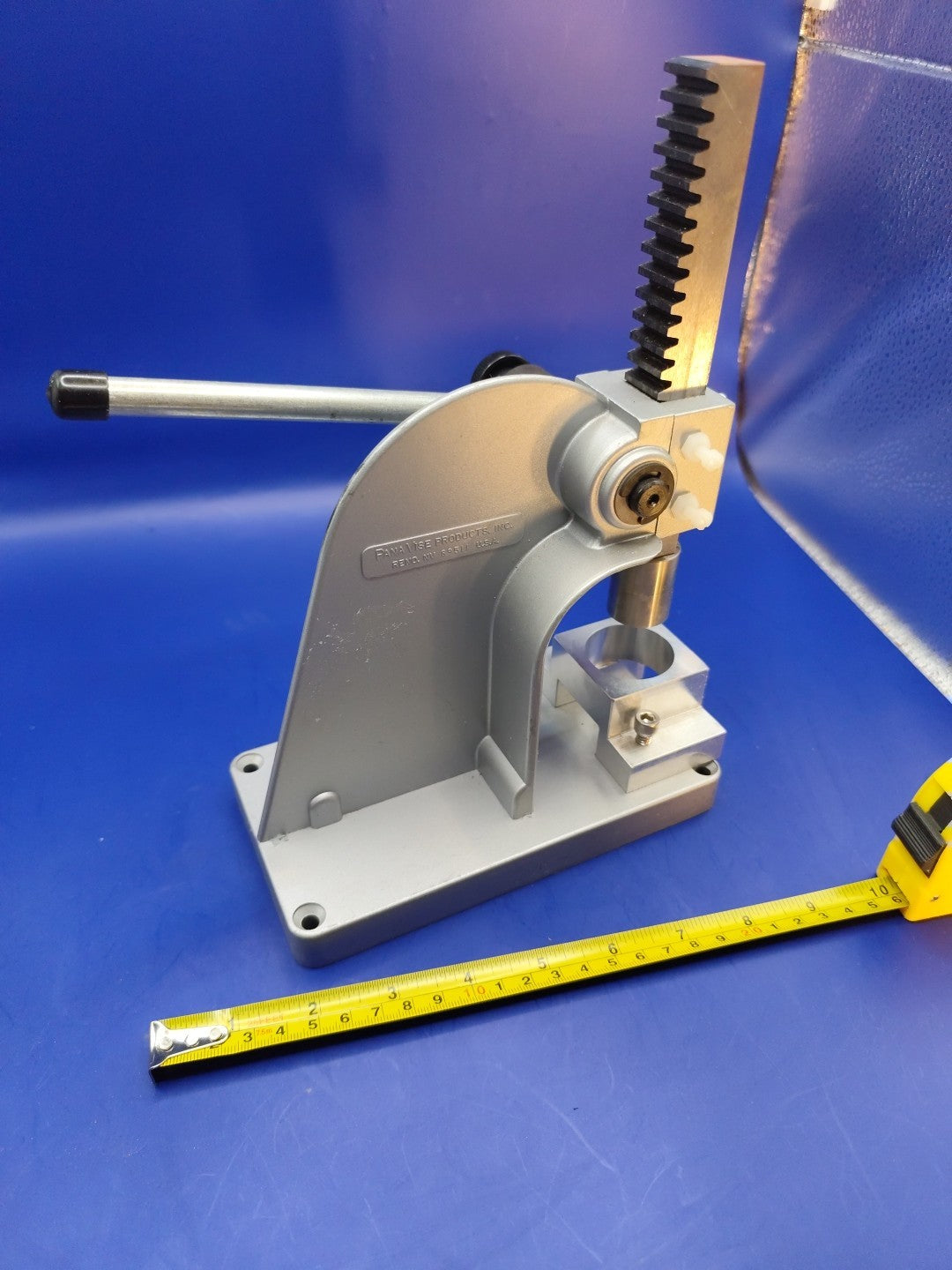 HanaPress Vise