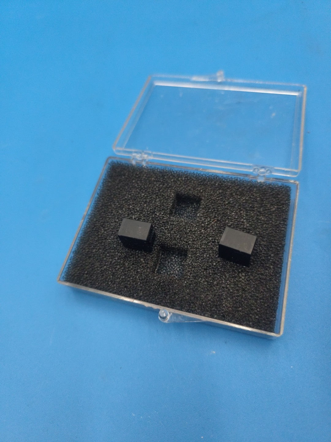 Small Volume Cuvette Pair Of 2 In Box .