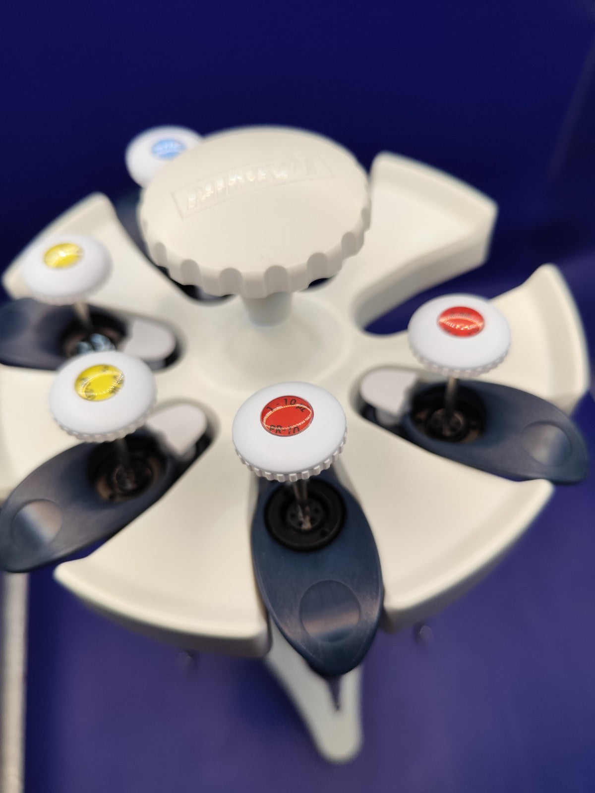 Set Of X5 Rainin Classic Pipette PR1000 PR200 PR20 PR10 PR2 With Carousel Stand