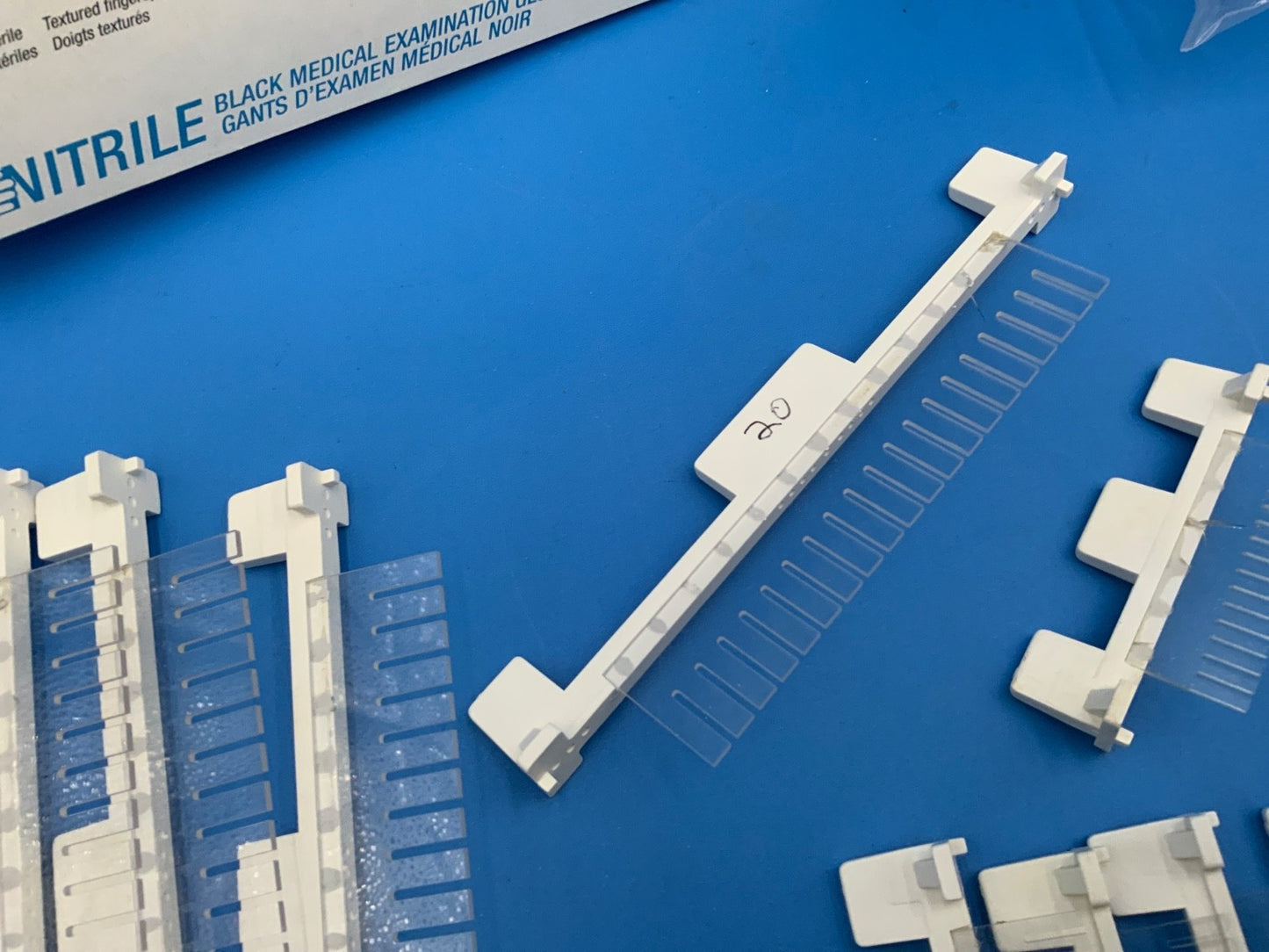 Biroad Fixed Height Comb for horizontal elctropheresis 0.75mm 1.5mm
