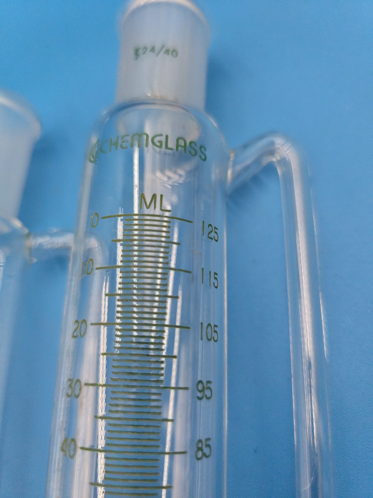 Pair Of Chemglass Addition Funnel 125ml 24/40